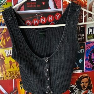 Black button down tank